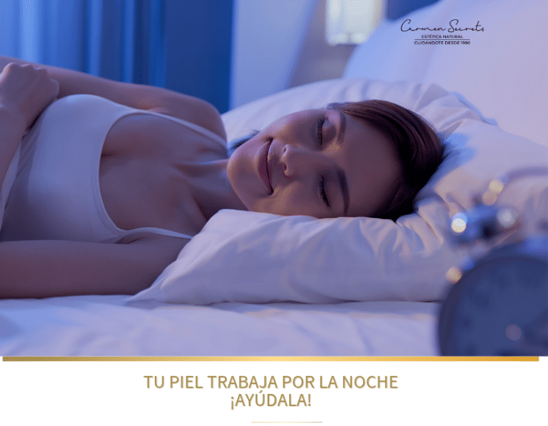 Mujer descansando por la noche, representando los beneficios de una buena rutina nocturna facial.